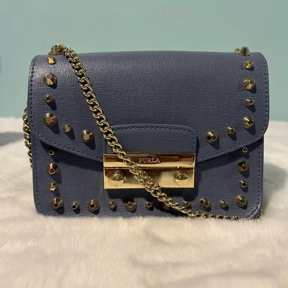 FURLA Metropolis in great condition. Authentic & pre-owned.